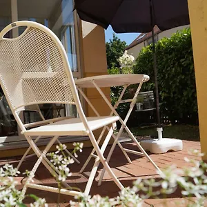 Apartment Liebevoll Eingerichtete Ferienwohnung Am Rande Von Berlin, Blankenfelde-Mahlow